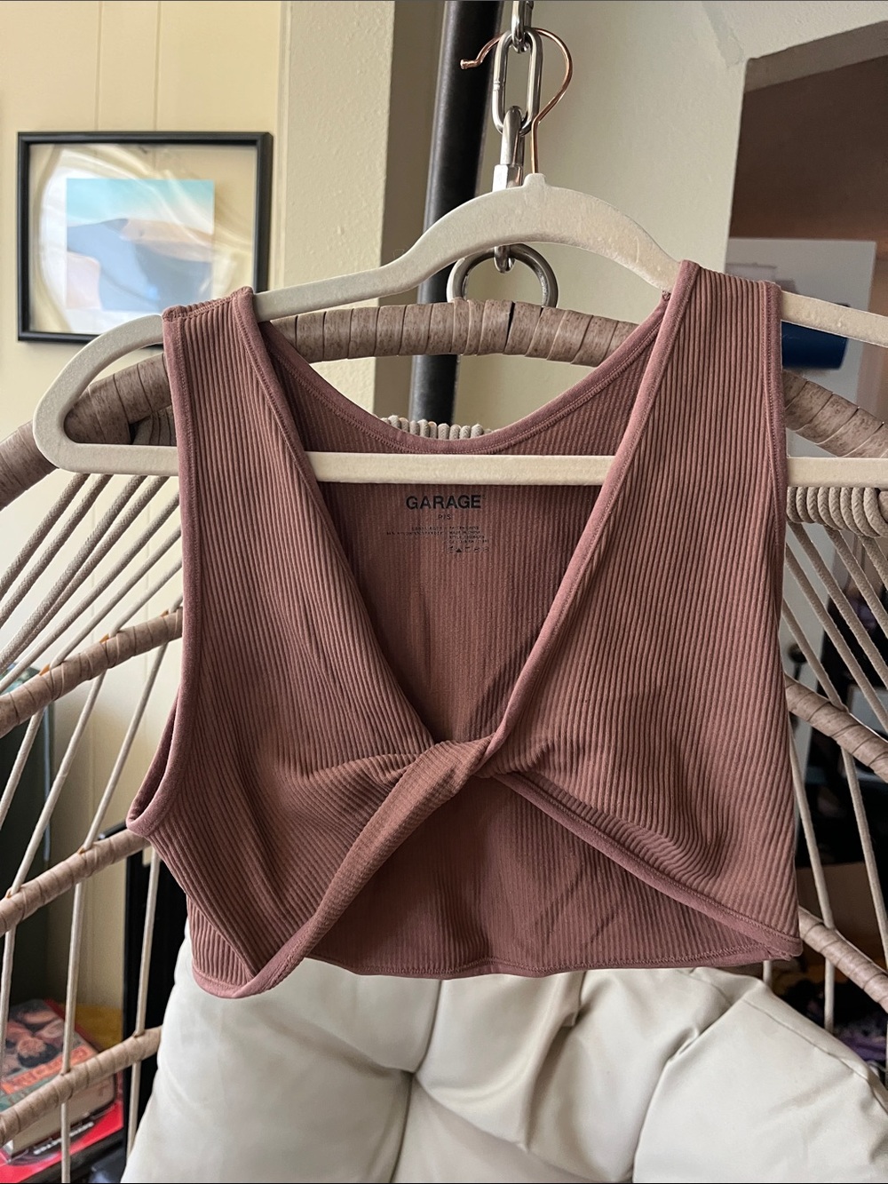 Garage Ribbed Twist-Front Crop Tank - Mauve